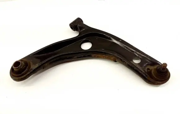 Toyota Yaris Front lower control arm/wishbone