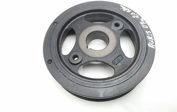 Toyota Auris 150 Crankshaft pulley 134080R011