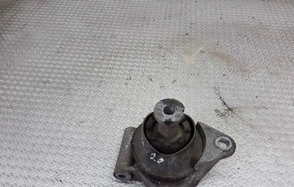 Opel Astra G Engine mount bracket 24427641