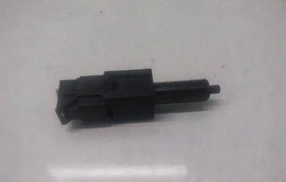 Nissan X-Trail T30 Brake pedal sensor switch