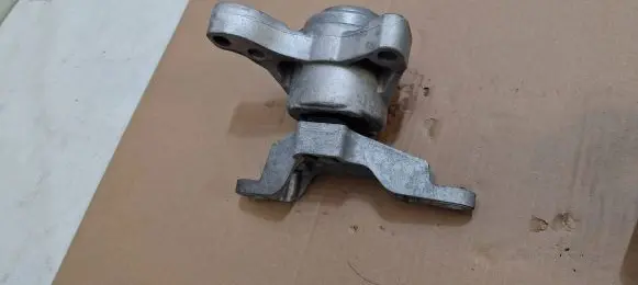 Ford Mondeo MK V Engine mount vacuum valve BG91-6F012-EA