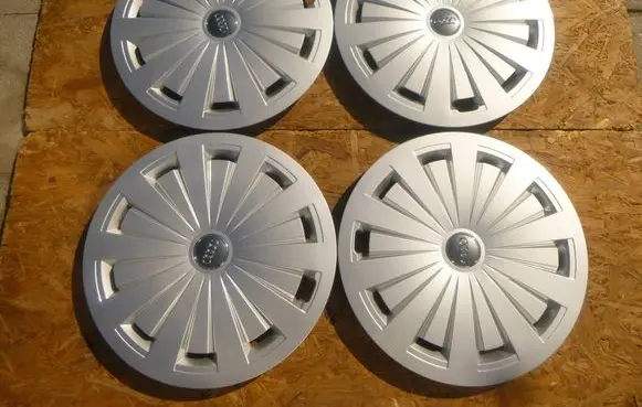 Audi A4 S4 B9 R16 wheel hub/cap/trim 8W0601147