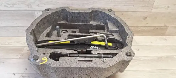 Citroen C5 Tool set 9681838180 244496