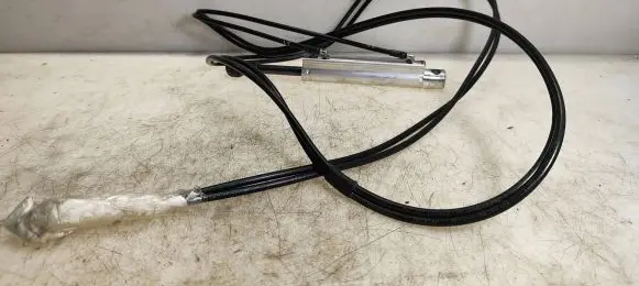 Volkswagen Eos Convertible roof main ram cylinder 1982030B LA171851CEL5
