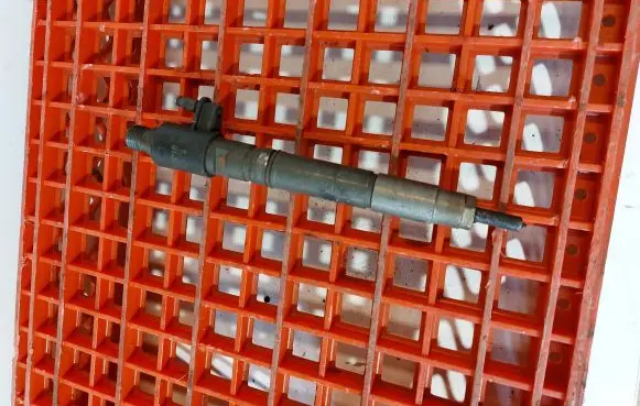 Jaguar XF X250 Fuel injector 9X2Q9K546DB 04017F4030