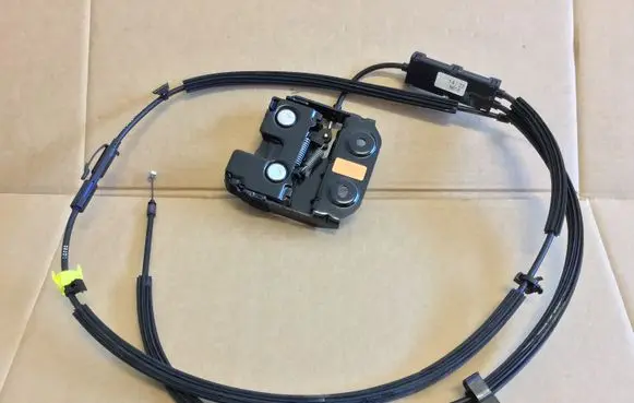 Alfa Romeo Stelvio Seat back rest lock catch 505564020