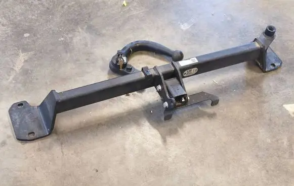 BMW X1 F48 F49 Tow bar 6860955