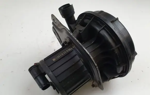 BMW 3 E46 Secondary air pump 7506210