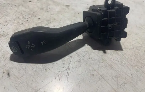 BMW X5 E53 Indicator stalk 8363668
