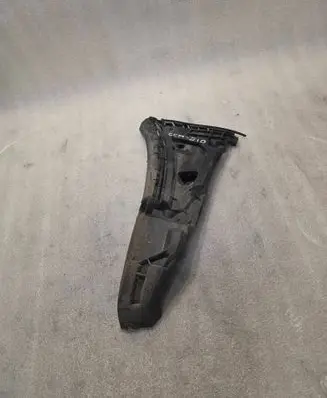 Volvo XC90 Front bumper mounting bracket 30698129