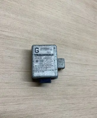 Mitsubishi Galant Immobilizer control unit/module MR252871 X1T13771M 95000446R