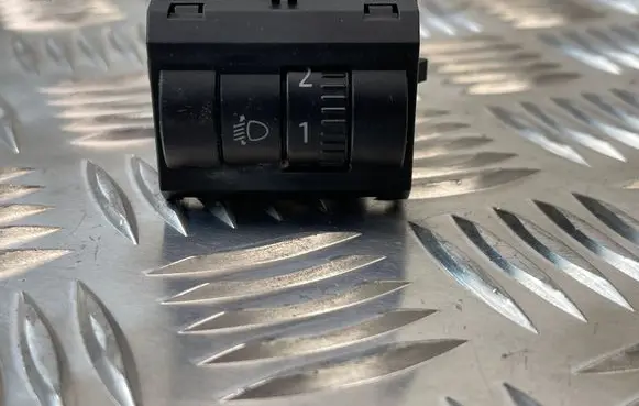 Skoda Fabia Mk3 (NJ) Headlight level height control switch 6V0941333