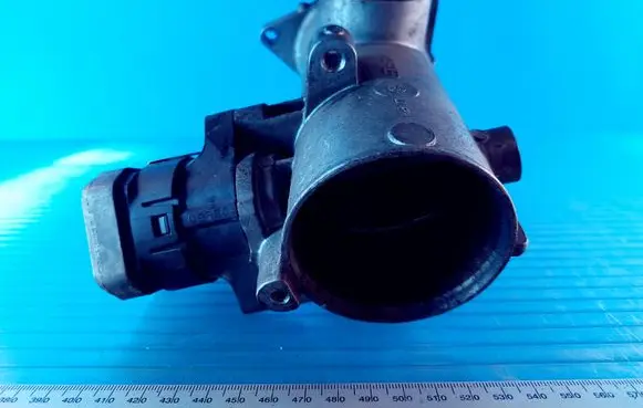 Mercedes-Benz E W211 EGR valve 00005320C2