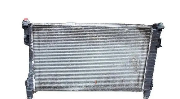 Mercedes-Benz C W203 Coolant radiator
