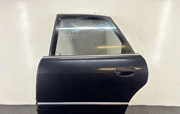 Audi A8 S8 D2 4D Rear door