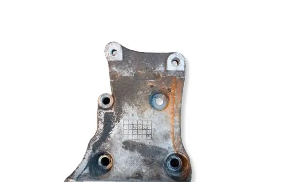 Suzuki Grand Vitara II A/C compressor mount bracket 9511164J10