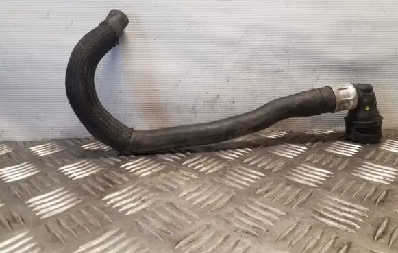 Volvo XC70 Engine coolant pipe/hose 30636558001