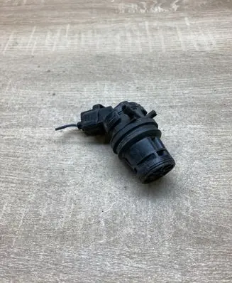 Mazda 6 Windscreen/windshield washer pump 8603102450