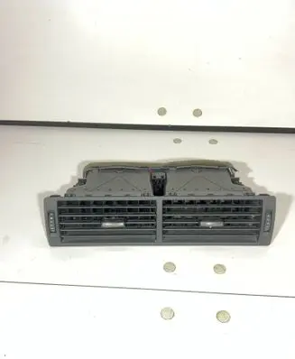 Audi A4 S4 B7 8E 8H Dash center air vent grill 8E0820951H