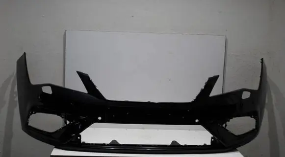 Seat Leon (5F) Front bumper 5F0807221AB 14884 5F0807217KA