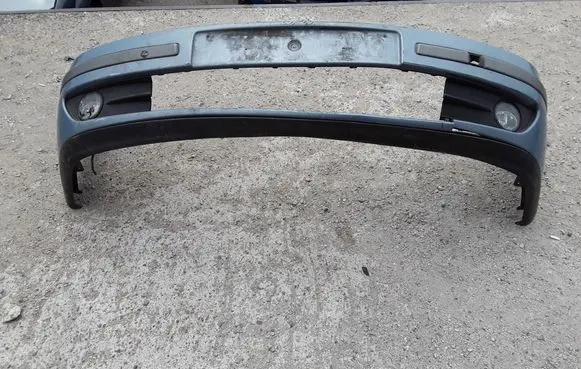 Renault Laguna II Front bumper 8200008270
