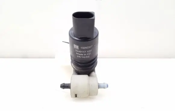 Opel Insignia A Windscreen/windshield washer pump 13250357