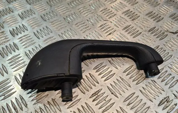 Audi A6 S6 C4 4A Front door interior handle 4A0867171