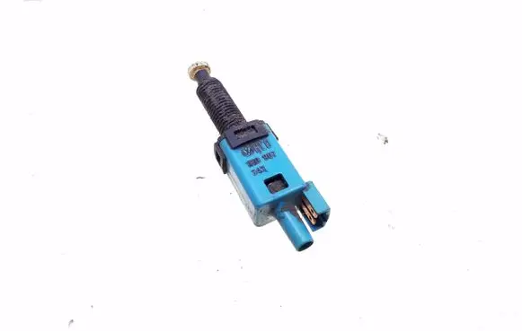 Volkswagen Polo III 6N 6N2 6NF Brake pedal sensor switch 1H0907343