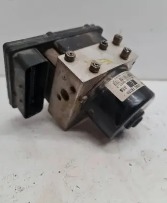 Nissan Navara D40 ABS control unit/module 00401196D1 Y0R5F21F52 06210903323