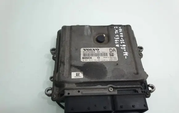 Volvo XC90 Engine control unit/module 31272463AA 0281012103