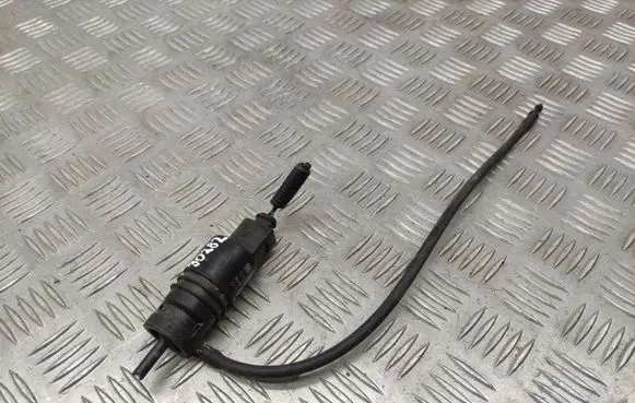 Chevrolet Captiva Windscreen/windshield washer pump 13250356
