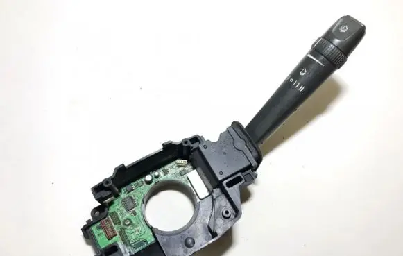 Volvo S80 Wiper control stalk 9452390 01w04a