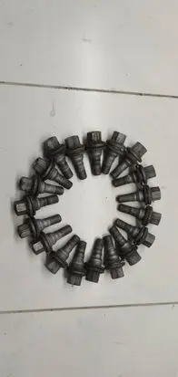 Peugeot 5008 II Nuts/bolts 