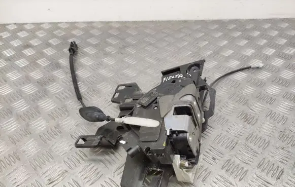 Ford Fiesta Front door lock 8A6AA21812BD
