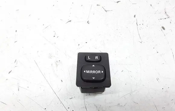 Toyota Corolla Verso AR10 Wing mirror switch 183574