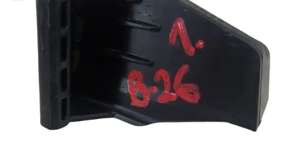 Headlight/headlamp mounting bracket