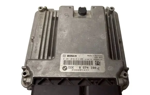 BMW 5 F10 F11 Engine control unit/module 8574100 0281019814