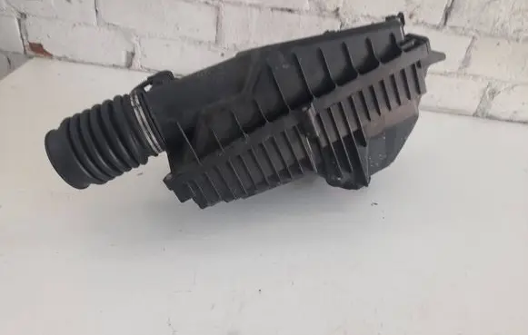 Alfa Romeo Stelvio Air filter box
