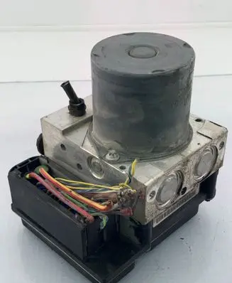 BMW 5 E60 E61 ABS Pump 6758743 0265234136 6768910