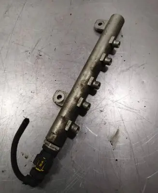 Fiat Croma Fuel main line pipe 55209572 0445214095