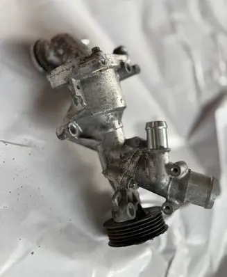 Mercedes-Benz CLA C117 X117 W117 Water pump a1332000400