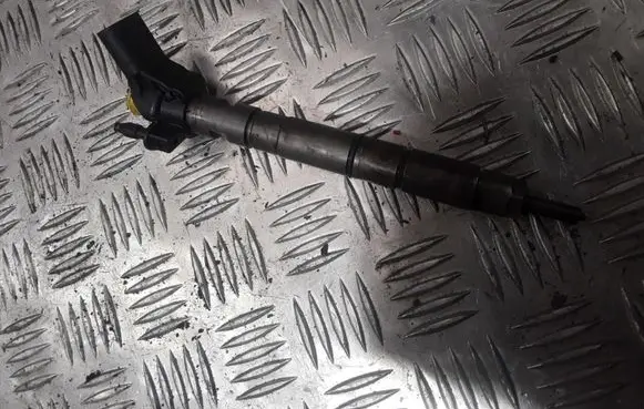 Audi A6 S6 C6 4F Fuel injector 059130277AC 0445115039