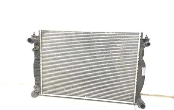 Audi A4 S4 B6 8E 8H Coolant radiator 8E0121251M