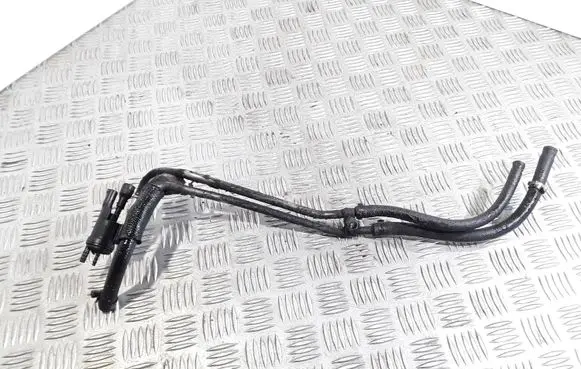 Mercedes-Benz E W211 Fuel injector supply line/pipe 