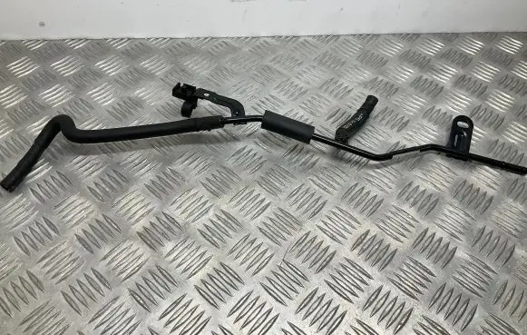 Audi Q2 - Engine coolant pipe/hose 5Q0121064BB 5Q0121070BC 5Q0121449C