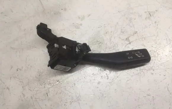 Volkswagen Golf V Indicator stalk 1K0953513