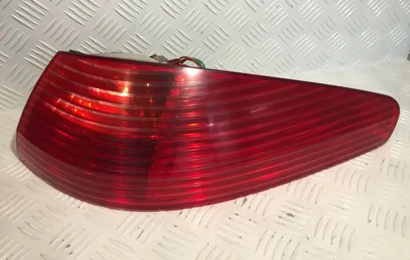 Peugeot 607 Rear/tail lights