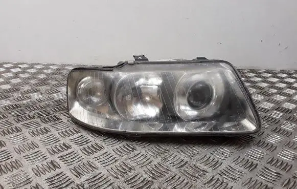 Audi A3 S3 8L Headlight/headlamp 