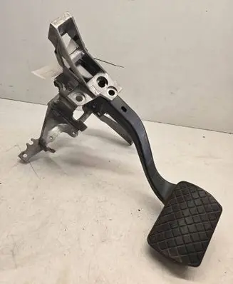 Audi A6 S6 C5 4B Brake pedal 8D1721117K