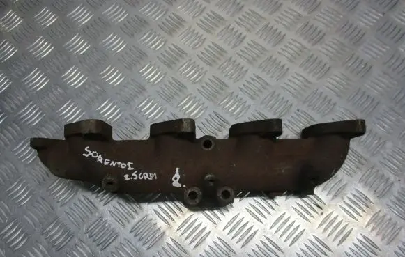KIA Sorento Exhaust manifold